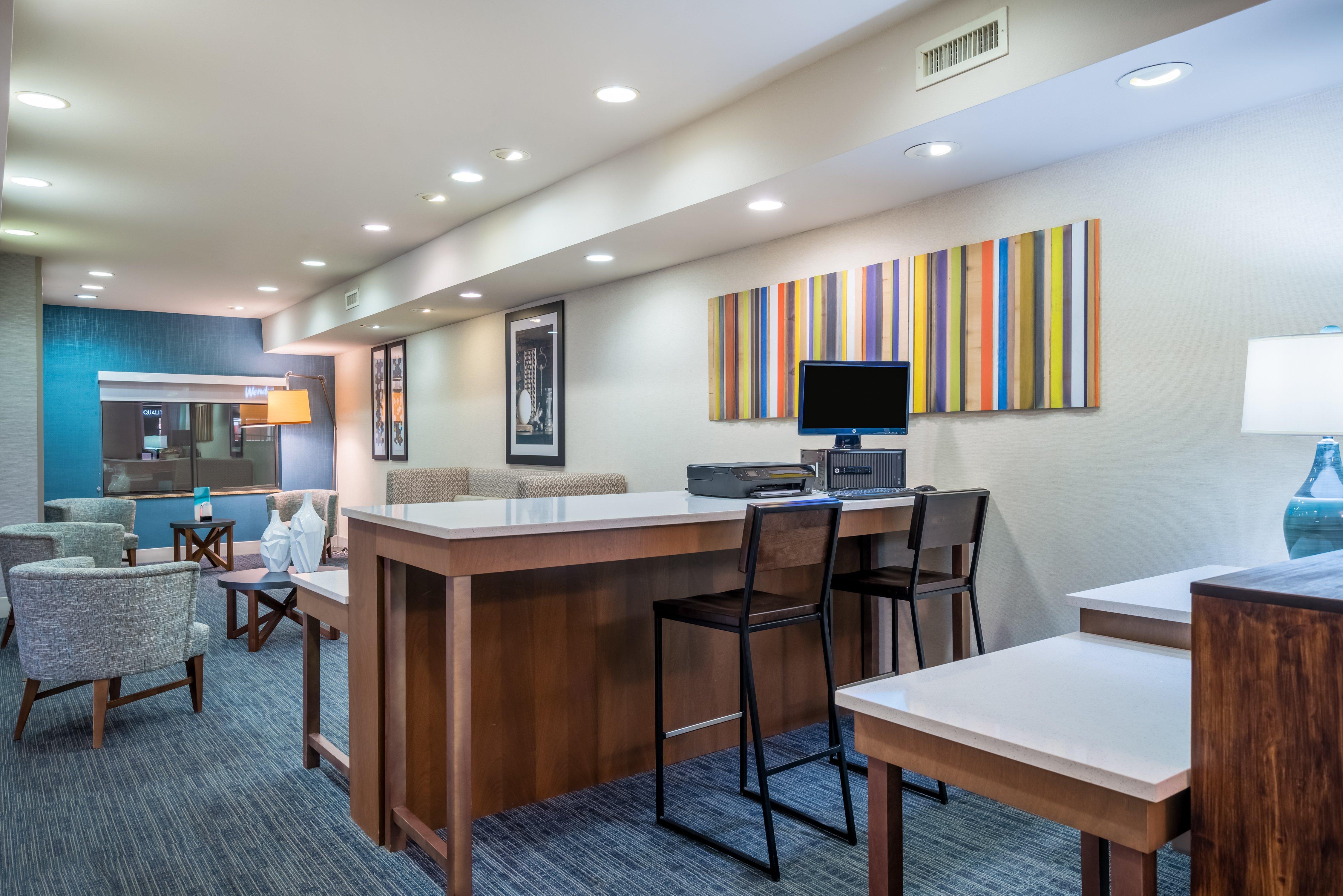 Holiday Inn Express & Suites Rocky Mount Smith Mountain Lake By Ihg Dış mekan fotoğraf