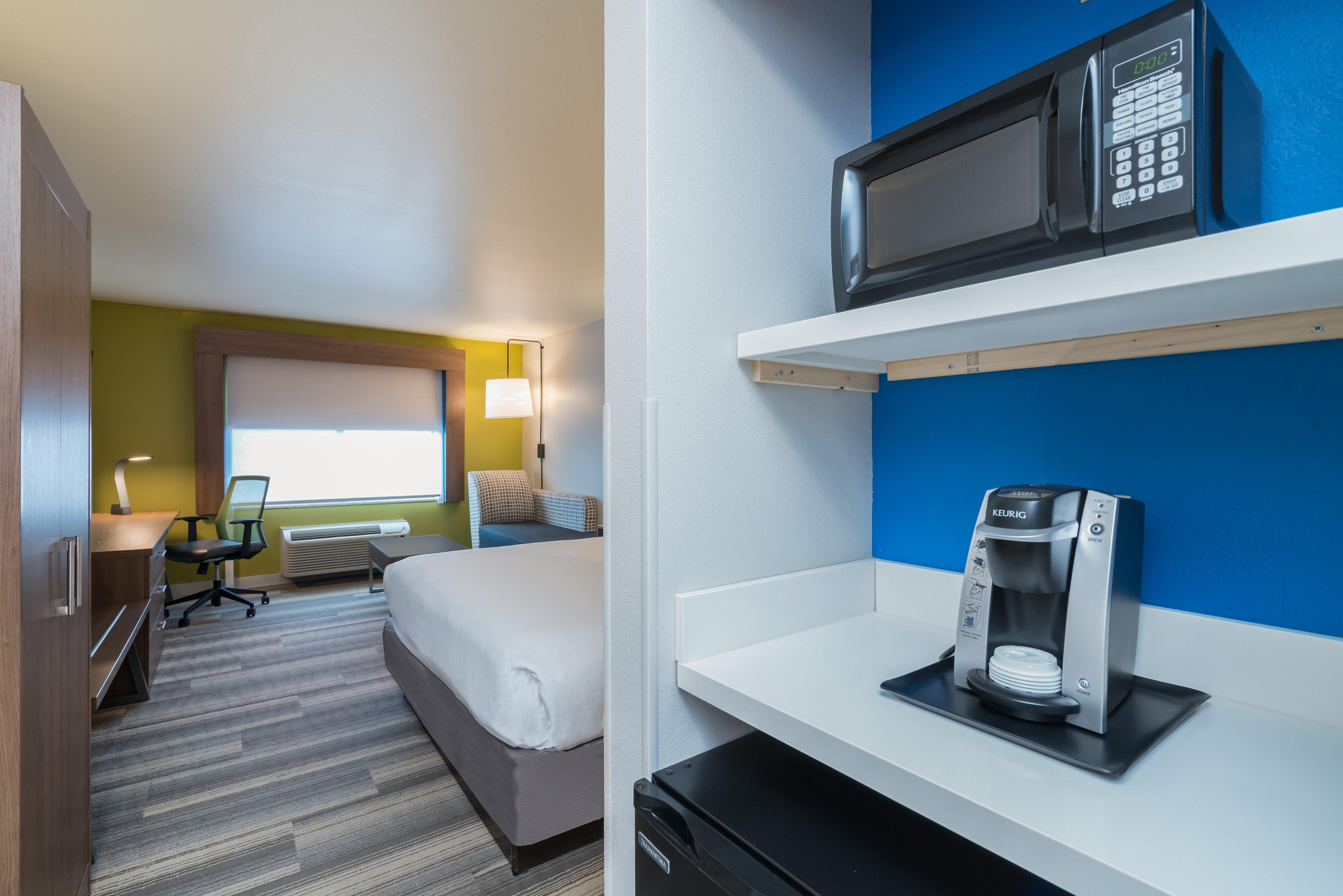 Holiday Inn Express & Suites Rocky Mount Smith Mountain Lake By Ihg Dış mekan fotoğraf